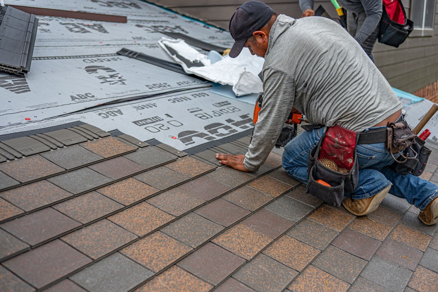 New architectural shingle roof in Fort Wayne